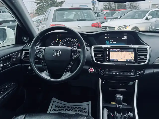 2016 Honda Accord V6 Touring - Photo 10