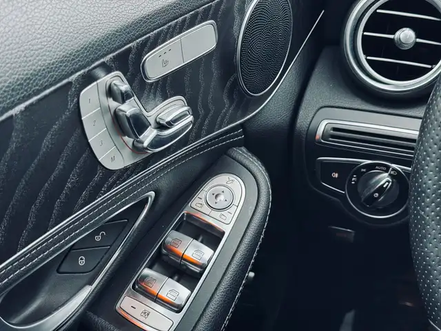 2016 Mercedes-Benz C-Class 4dr Sdn C 300 4MATIC - Photo 17