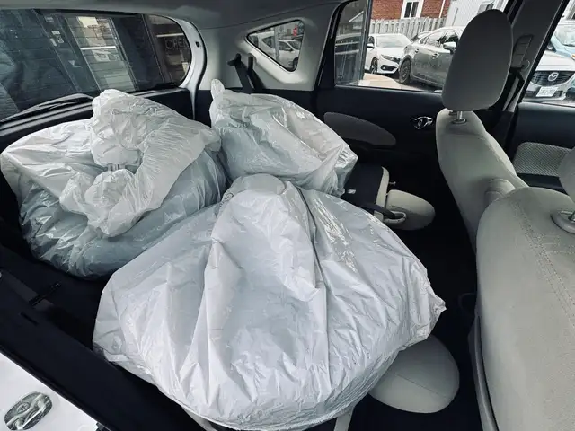 2017 Nissan Versa Note 5dr HB 1.6 SL - Photo 8