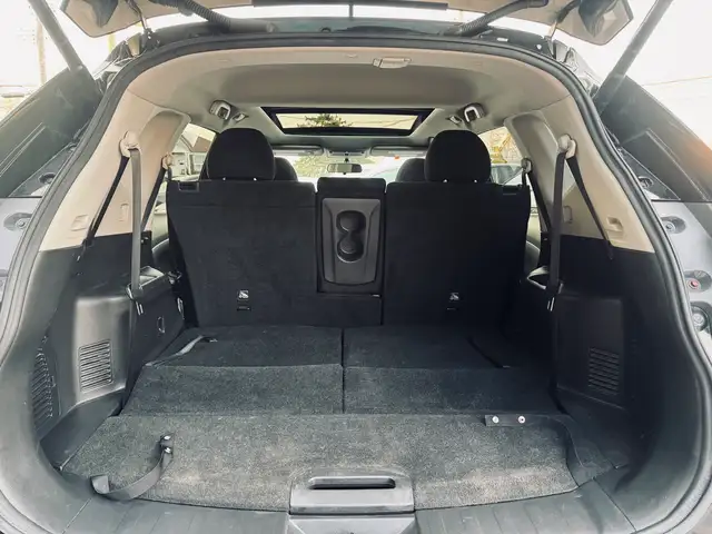 2016 Nissan Rogue AWD 4dr SV 7 PASSENGER - Photo 6