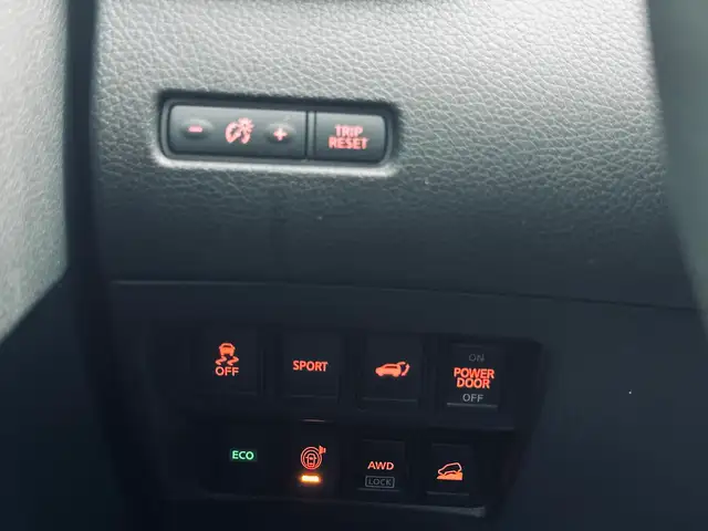 2016 Nissan Rogue AWD 4dr SV 7 PASSENGER - Photo 17