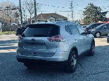 2016 Nissan Rogue AWD 4dr SV - Photo 4