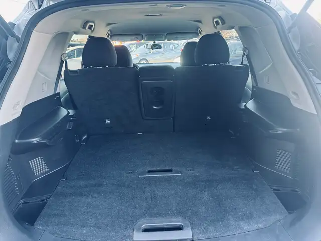 2016 Nissan Rogue AWD 4dr SV - Photo 5