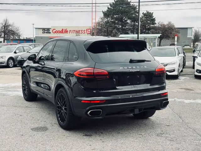 2016 Porsche Cayenne AWD 4dr - Photo 3