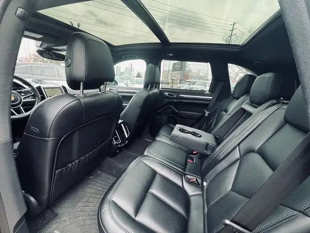 2016 Porsche Cayenne AWD 4dr - Photo 8
