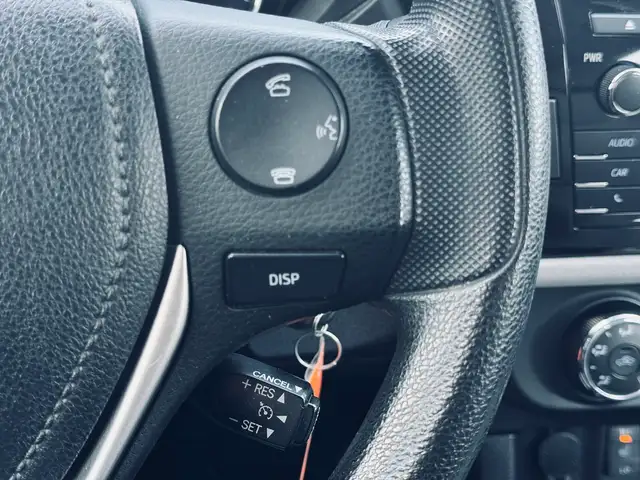 2014 Toyota Corolla 4dr Sdn CVT LE - Photo 12