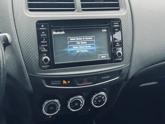 2017 Mitsubishi RVR AWD 4dr 2.0L CVT SE Limited Edition - Photo 10