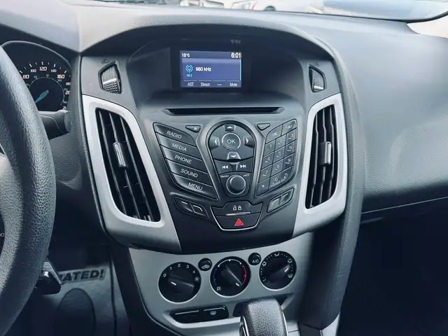 2014 Ford Focus 4dr Sdn SE - Photo 8