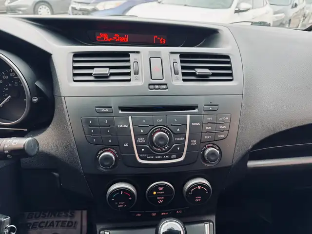 2014 Mazda MAZDA5 GT - Photo 11