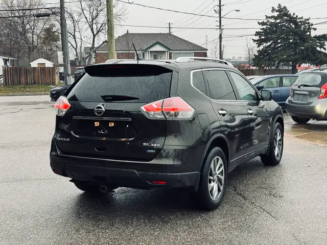 2015 Nissan Rogue AWD 4dr SL - Photo 4