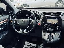 2017 Honda CR-V Touring AWD - Photo 10