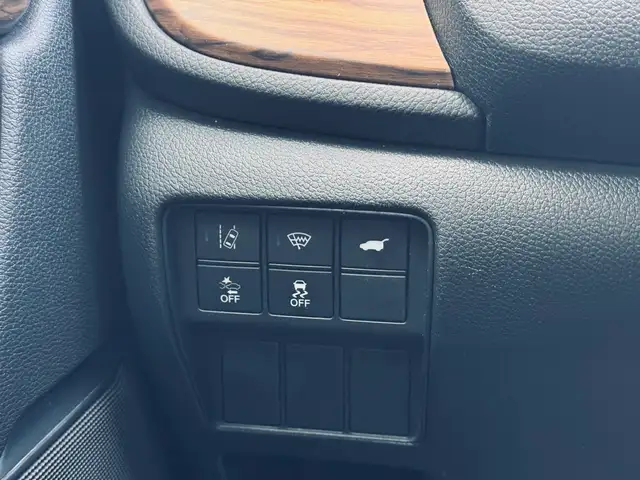 2017 Honda CR-V Touring AWD - Photo 16