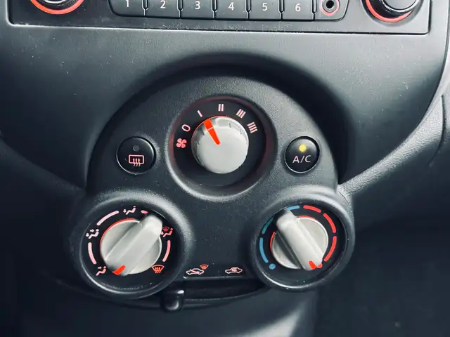 2014 Nissan Versa Note 5dr HB Auto 1.6 SV - Photo 13