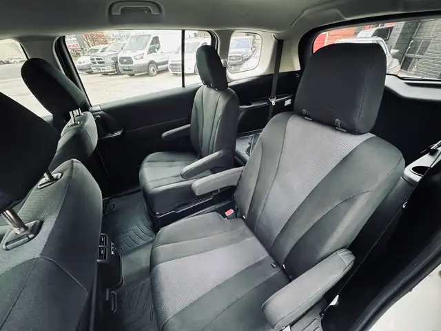2016 Mazda Mazda5 GS - Photo 7