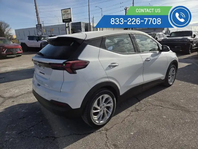 2027 Chevrolet Bolt LT Heated Seats - Photo 4