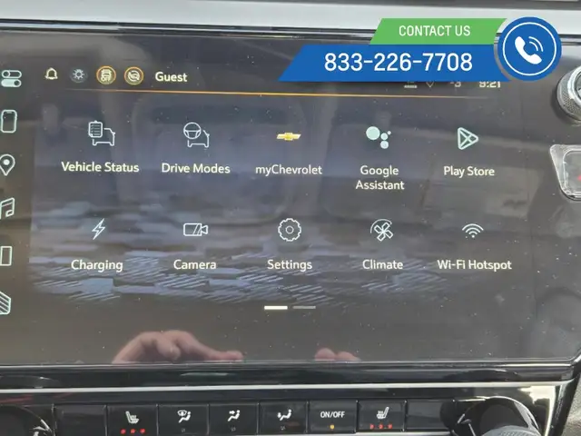 2027 Chevrolet Bolt LT Heated Seats - Photo 18