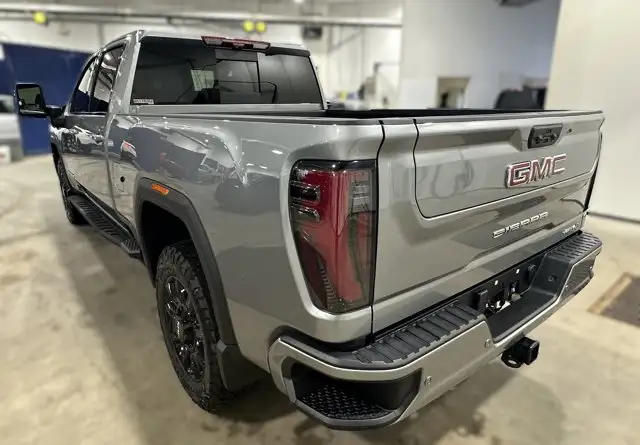 2026 GMC Sierra 3500HD AT4 - Photo 3