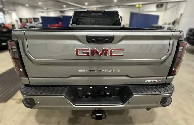 2026 GMC Sierra 3500HD AT4 - Photo 5