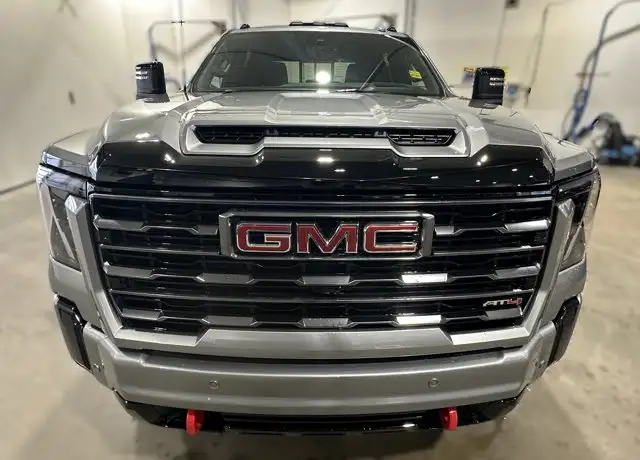 2026 GMC Sierra 3500HD AT4 - Photo 7
