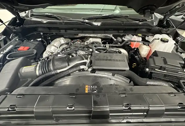 2026 GMC Sierra 3500HD AT4 - Photo 8