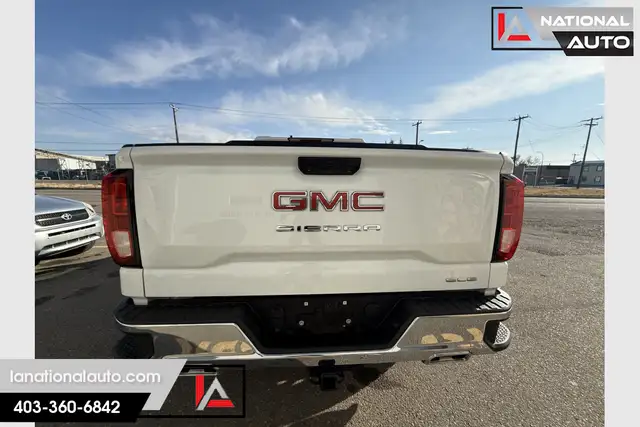 2023 GMC Sierra 1500 SLE Duramax 3.0L Diesel - Photo 7