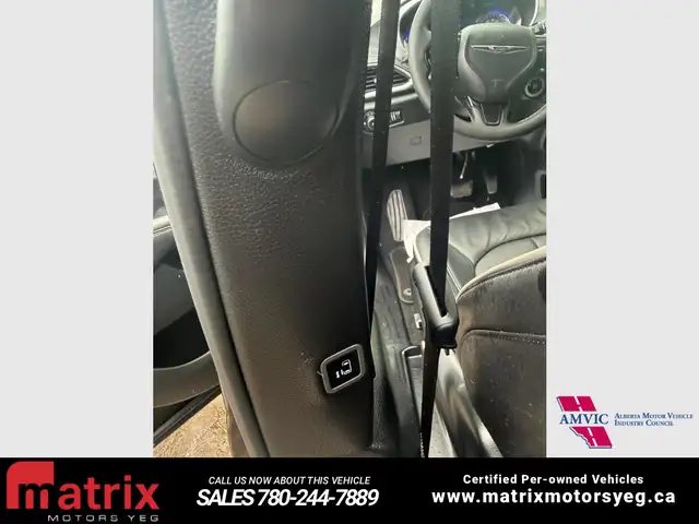 2025 Chrysler Pacifica Limited - Photo 13