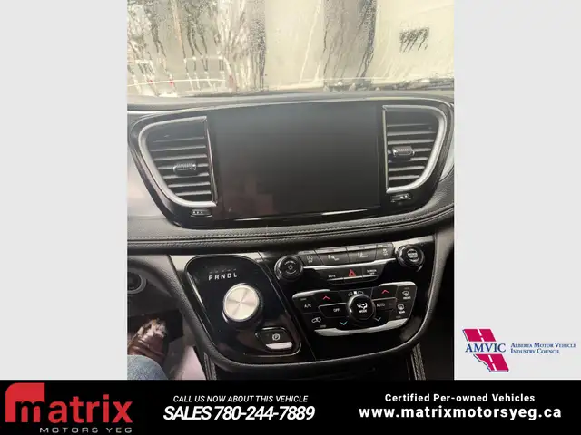 2025 Chrysler Pacifica Limited - Photo 16