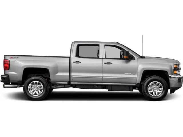 2018 Chevrolet Silverado 2500HD LT Silverado LT 2500 Crew Cab... - Photo 3