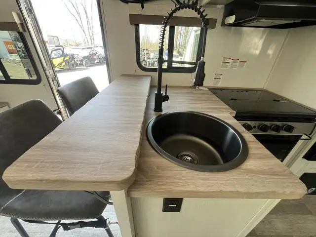 2023 Forest River NOBO NO BOUNDARIES 20.3 ULTRA RECHERCHE! - Photo 14