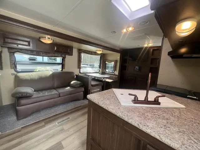 2013 Forest River PALOMINO ULTRA LITE T-285 - Photo 15