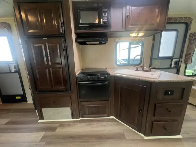 2013 Forest River PALOMINO ULTRA LITE T-285 - Photo 20