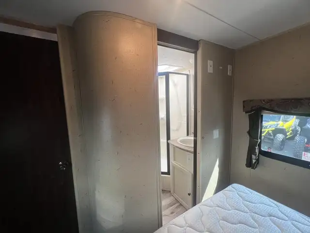 2013 Forest River PALOMINO ULTRA LITE T-285 - Photo 24