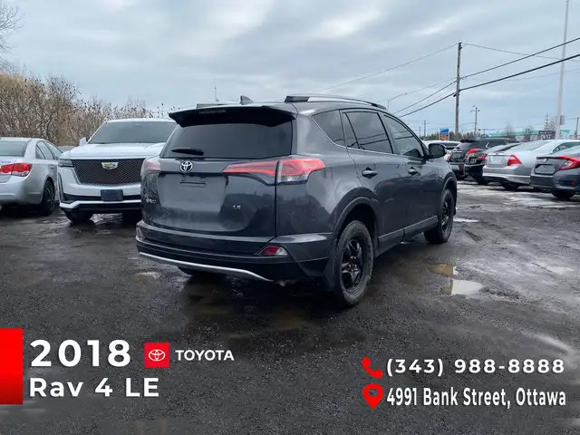 2018 Toyota RAV4 LE - Photo 3