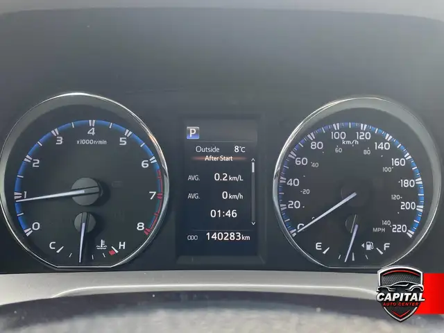 2018 Toyota RAV4 LE - Photo 8