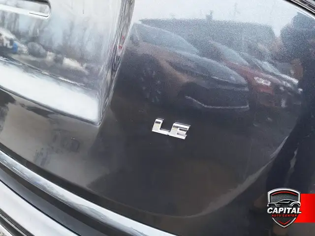 2018 Toyota RAV4 LE - Photo 14