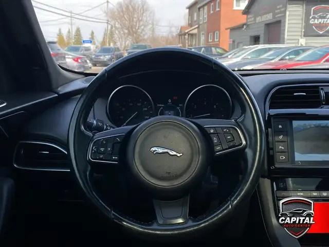 2017 Jaguar F-PACE 20d Premium - Photo 10