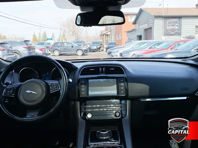 2017 Jaguar F-PACE 20d Premium - Photo 11