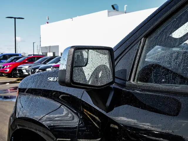 2025 Chevrolet Silverado 1500 LT 5.3L - Photo 7