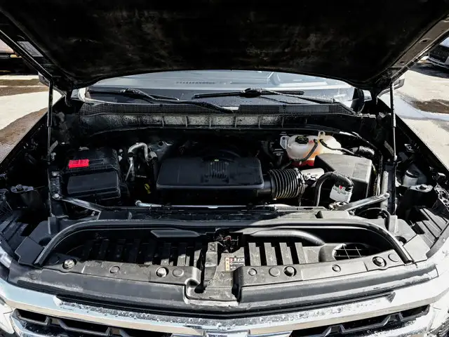 2025 Chevrolet Silverado 1500 LT 5.3L - Photo 9