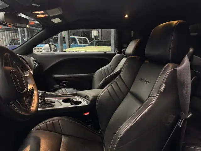 2016 Dodge Challenger SRT Hellcat | Heated/Cooled Seats - Photo 5