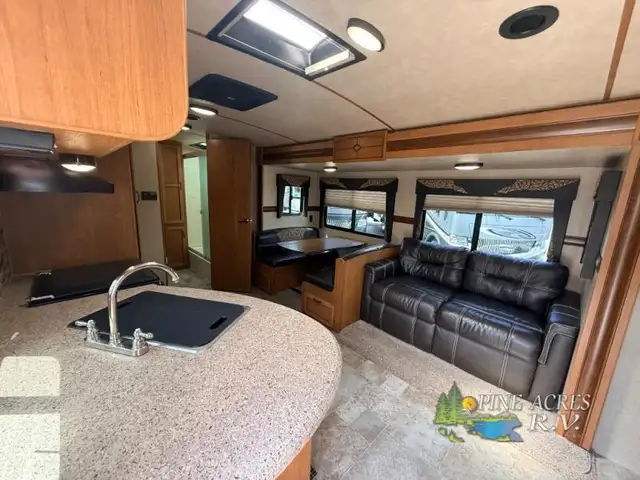 2016 CrossRoads RV Sunset Trail Super Lite ST250RB - Photo 6