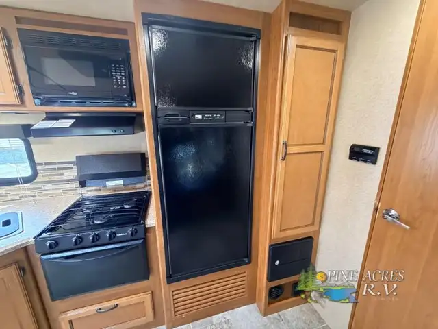 2016 CrossRoads RV Sunset Trail Super Lite ST250RB - Photo 17