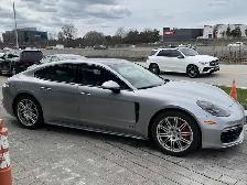 2019 PORSCHE PANAMERA GTS | 1 OWNER | CLEAN CARFAX