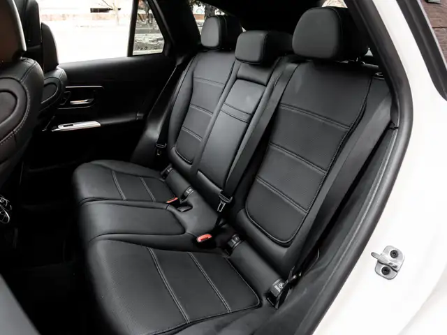 2024 Mercedes-Benz GLC-Class GLC 300|NAV|PANOROOF|CLEAN CARFAX|B - Photo 9