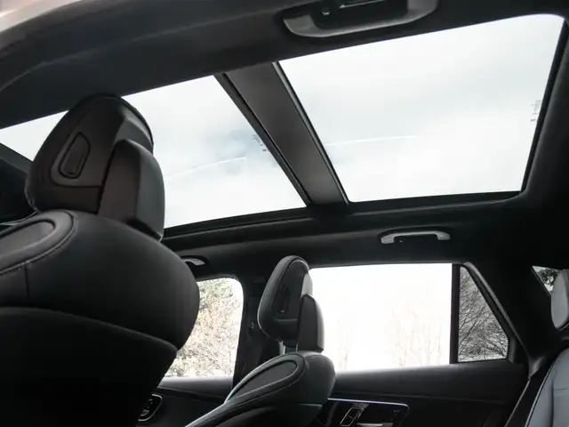 2024 Mercedes-Benz GLC-Class GLC 300|NAV|PANOROOF|CLEAN CARFAX|B - Photo 10