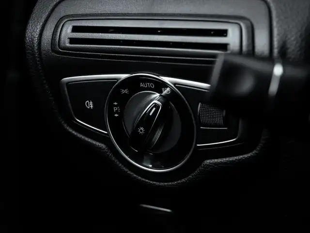 2017 Mercedes-Benz GLC-Class 300|NAV|PANOROOF|HEATED SEATS|BACKU - Photo 16