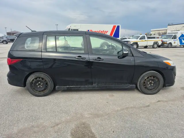 2014 Mazda Mazda5 - Photo 4