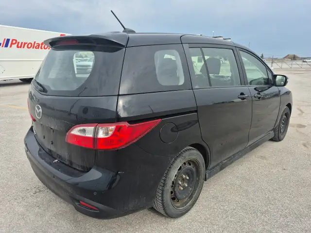 2014 Mazda Mazda5 - Photo 5