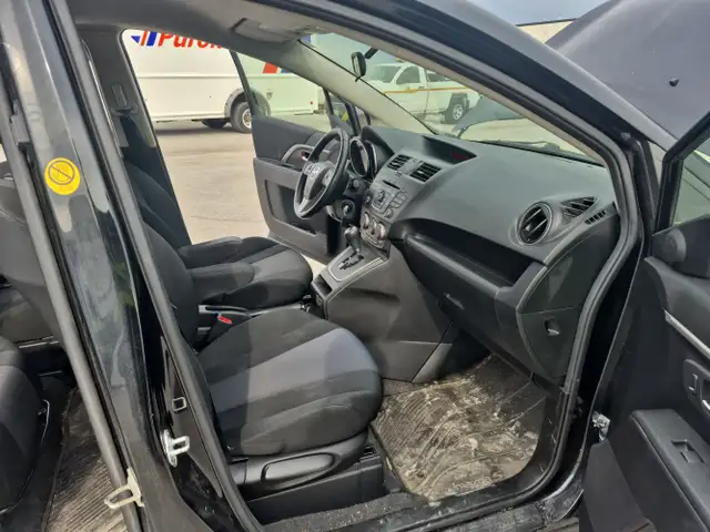 2014 Mazda Mazda5 - Photo 29