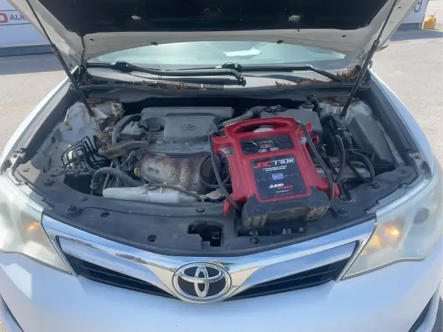 2013 Toyota Camry - Photo 9